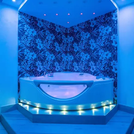 House Giulia Неаполь