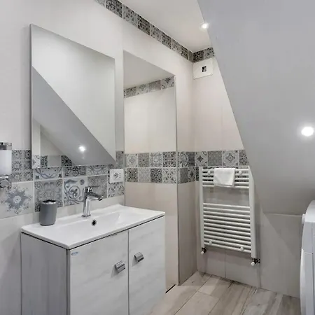 House Giulia